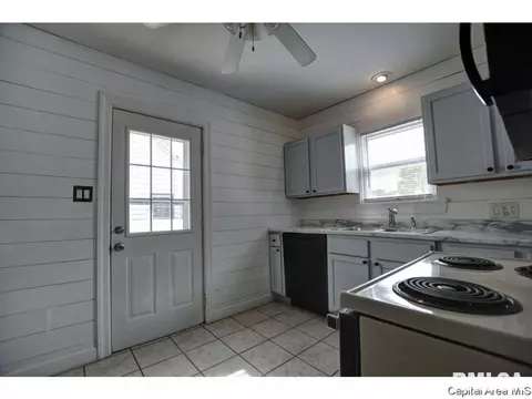 2516 S 6th St, Springfield, IL 62703 photo 12