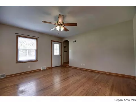2516 S 6th St, Springfield, IL 62703 photo 6