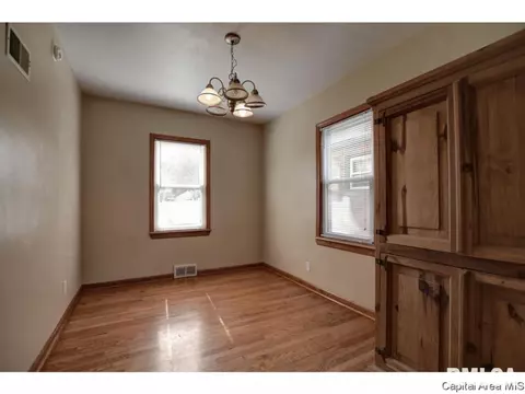 2516 S 6th St, Springfield, IL 62703 photo 11