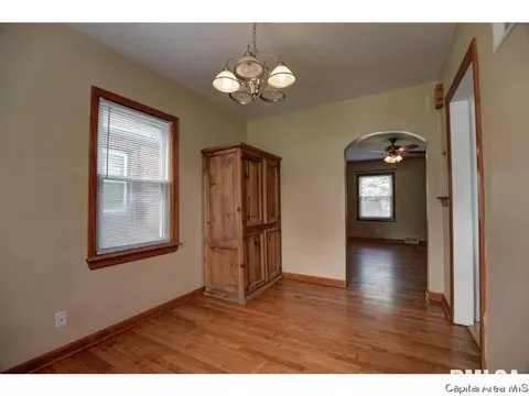 2516 S 6th St, Springfield, IL 62703 photo 10