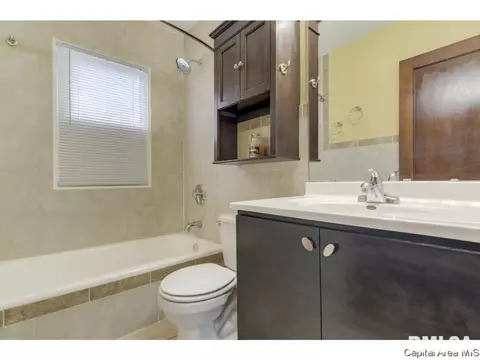 2824 S 3rd, Springfield, IL 62703 photo 17