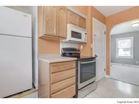 2824 S 3rd, Springfield, IL 62703 photo 8