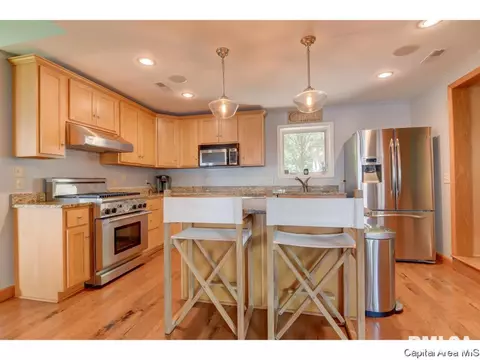 36 Hickory Pt, Springfield, IL 62712 photo 8