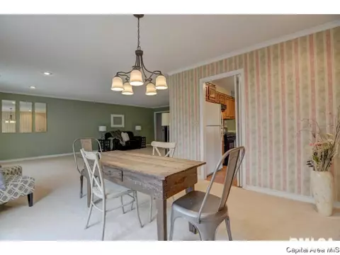 1 Turnberry Pl, Springfield, IL 62704 photo 7