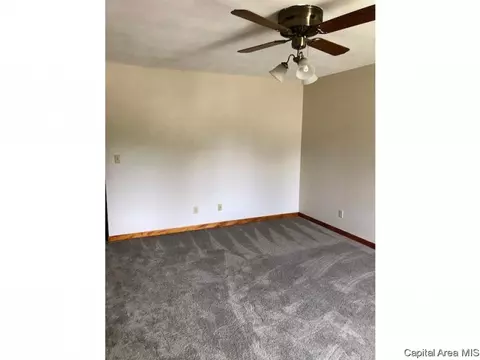 205 Buckhorn Dr, Springfield, IL 62707 photo 3