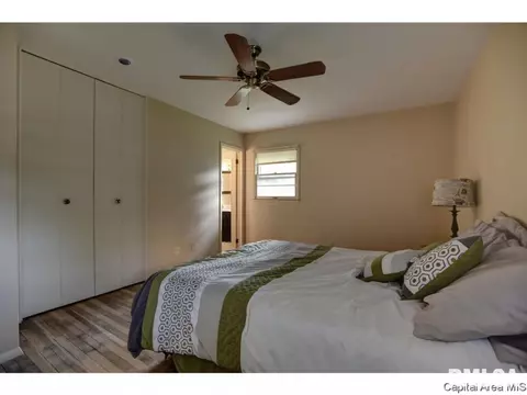8 Oakmont Dr, Springfield, IL 62704 photo 15