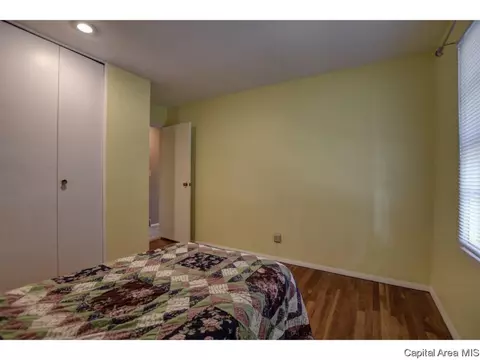 8 Oakmont Dr, Springfield, IL 62704 photo 22