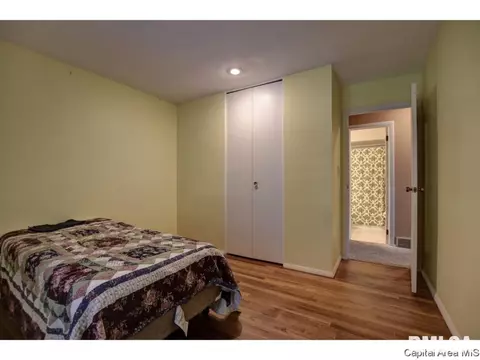 8 Oakmont Dr, Springfield, IL 62704 photo 21