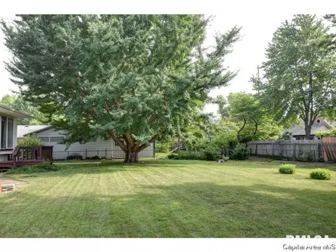 8 Oakmont Dr, Springfield, IL 62704 photo 35