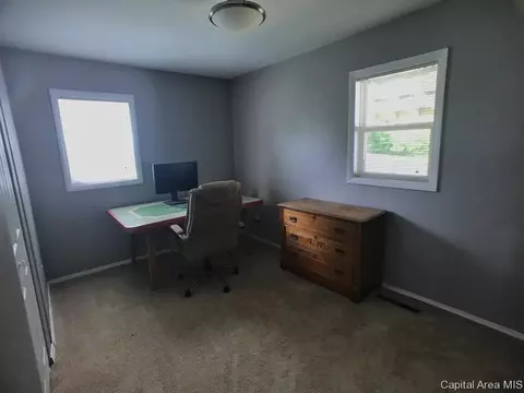 69 Windsor Rd, Springfield, IL 62702 photo 11