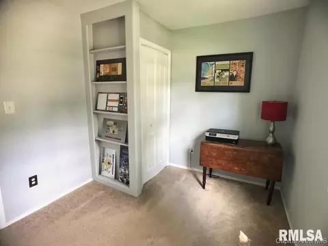 69 Windsor Rd, Springfield, IL 62702 photo 10