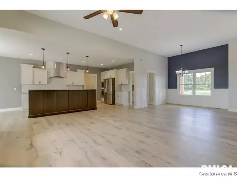 5812 Kelley Point Dr, Springfield, IL 62711 photo 14