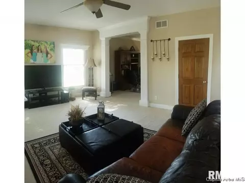 3564 Benbrook Dr, Springfield, IL 62711 photo 3