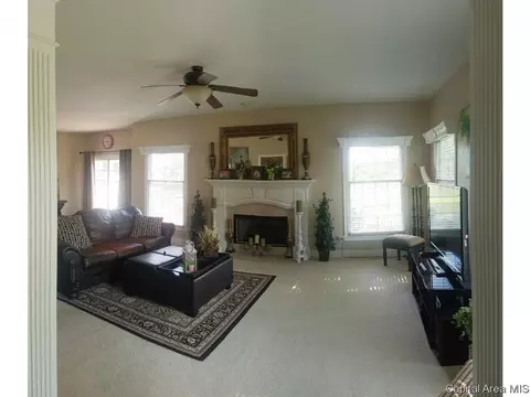 3564 Benbrook Dr, Springfield, IL 62711 photo 8