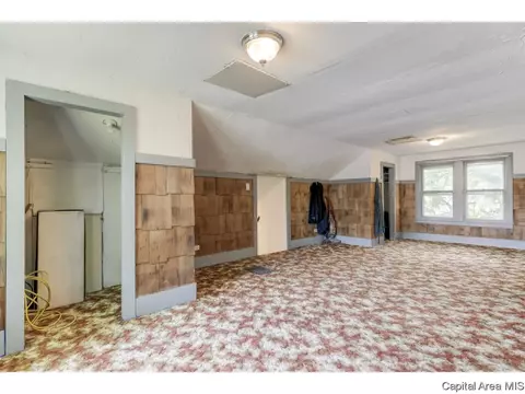 2428 S 10th St, Springfield, IL 62703 photo 13