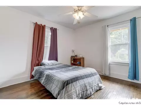 2428 S 10th St, Springfield, IL 62703 photo 9
