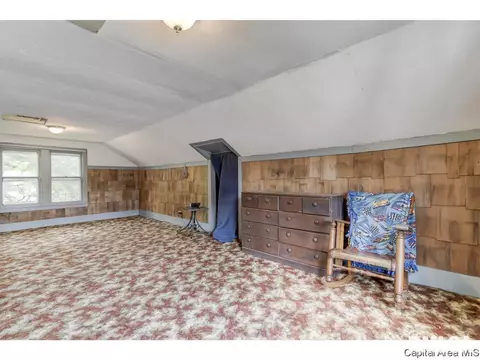 2428 S 10th St, Springfield, IL 62703 photo 14