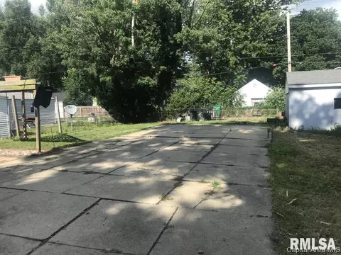 2428 S 10th St, Springfield, IL 62703 photo 30