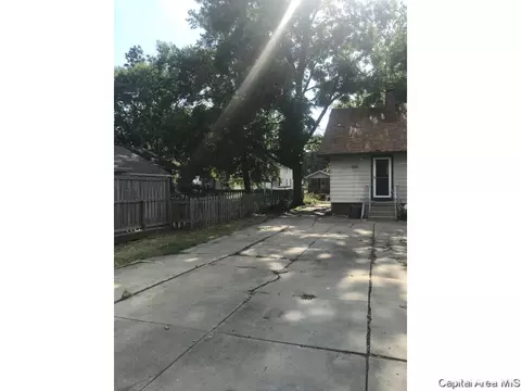 2428 S 10th St, Springfield, IL 62703 photo 31