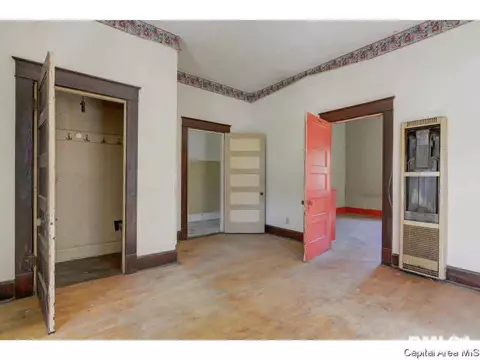 501 E Main, Thayer, IL 62689 photo 13