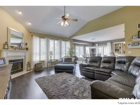 7304 Piper Glen Dr, Springfield, IL 62711 photo 6