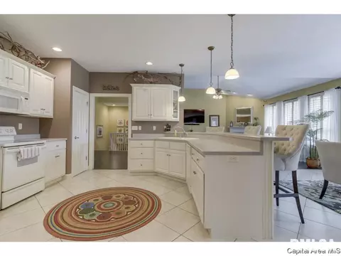 7304 Piper Glen Dr, Springfield, IL 62711 photo 12