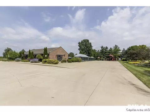 7304 Piper Glen Dr, Springfield, IL 62711 photo 36