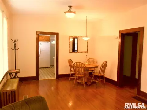 424 W Elliott Ave, Springfield, IL 62702 photo 4
