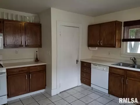 2108 N 5th St, Springfield, IL 62702 photo 10