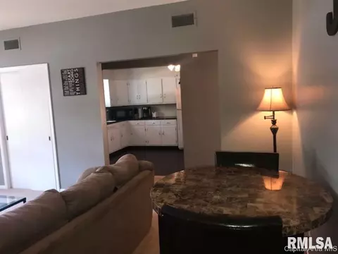 3014 S 2nd, Springfield, IL 62703 photo 10