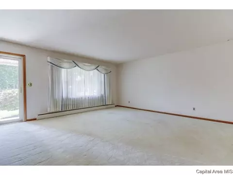 40 Longbow Ln, Springfield, IL 62704 photo 9