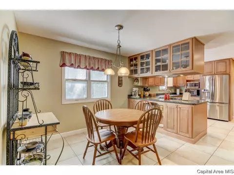 805 High Pointe Dr, Springfield, IL 62702 photo 14