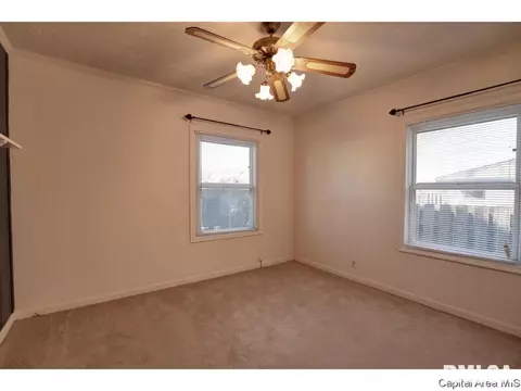 514 Kern St, Springfield, IL 62703 photo 12