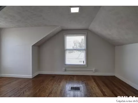 514 Kern St, Springfield, IL 62703 photo 21