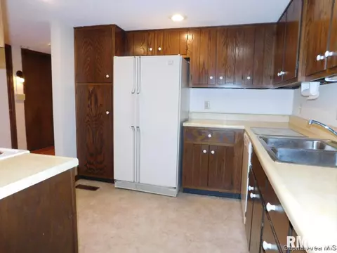 2012 Jeanette Ln UNIT D, Springfield, IL 62702 photo 5