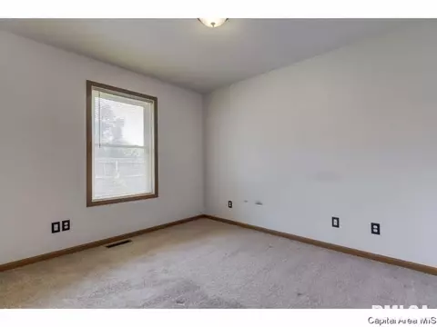 1825 N 14th St, Springfield, IL 62702 photo 11