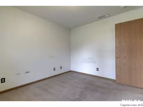 1825 N 14th St, Springfield, IL 62702 photo 12