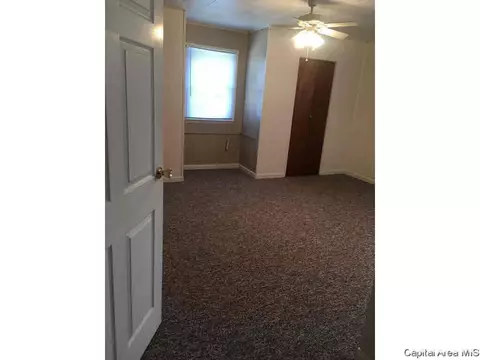411 W Yates, Springfield, IL 62702 photo 2