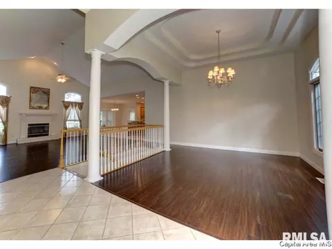 6205 Mackenzie Pl, Springfield, IL 62711 photo 3