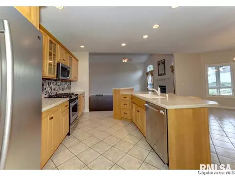 6205 Mackenzie Pl, Springfield, IL 62711 photo 9