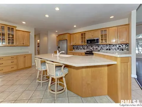 6205 Mackenzie Pl, Springfield, IL 62711 photo 8