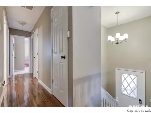 111 Mesa Rd, Springfield, IL 62702 photo 11