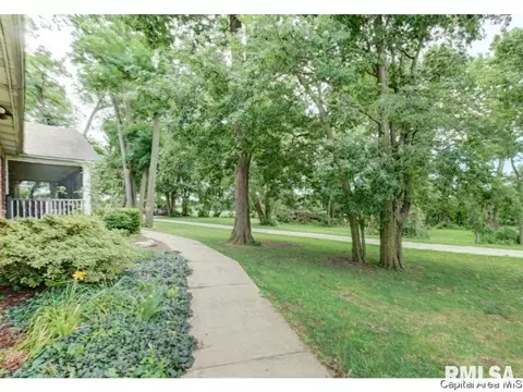 3180 White Timber Rd, Springfield, IL 62712 photo 4