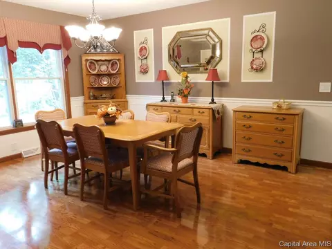 3180 White Timber Rd, Springfield, IL 62712 photo 8
