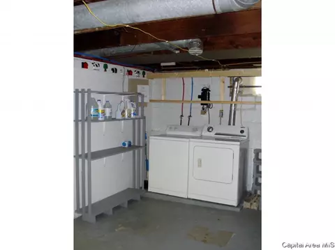 609 W Martin Street St, Abingdon, IL 61410 photo 31