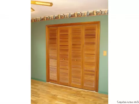 609 W Martin Street St, Abingdon, IL 61410 photo 24