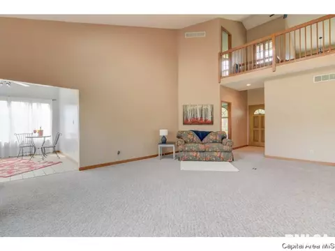 3950 Rochester Rd, Springfield, IL 62712 photo 9