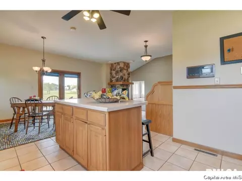 3950 Rochester Rd, Springfield, IL 62712 photo 13