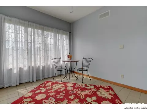 3950 Rochester Rd, Springfield, IL 62712 photo 15