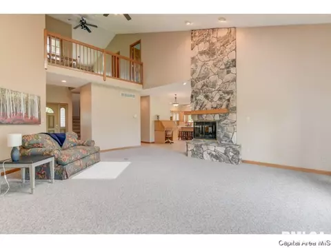3950 Rochester Rd, Springfield, IL 62712 photo 7